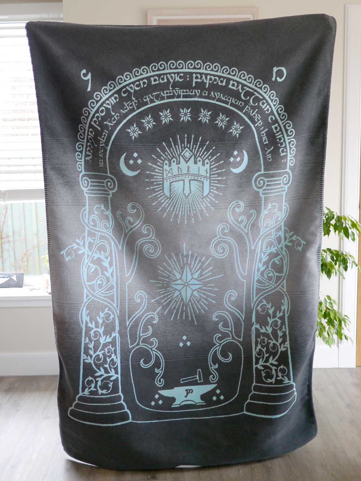 Doors of Durin Guardian Überwurf aus gebürsteter Baumwolle