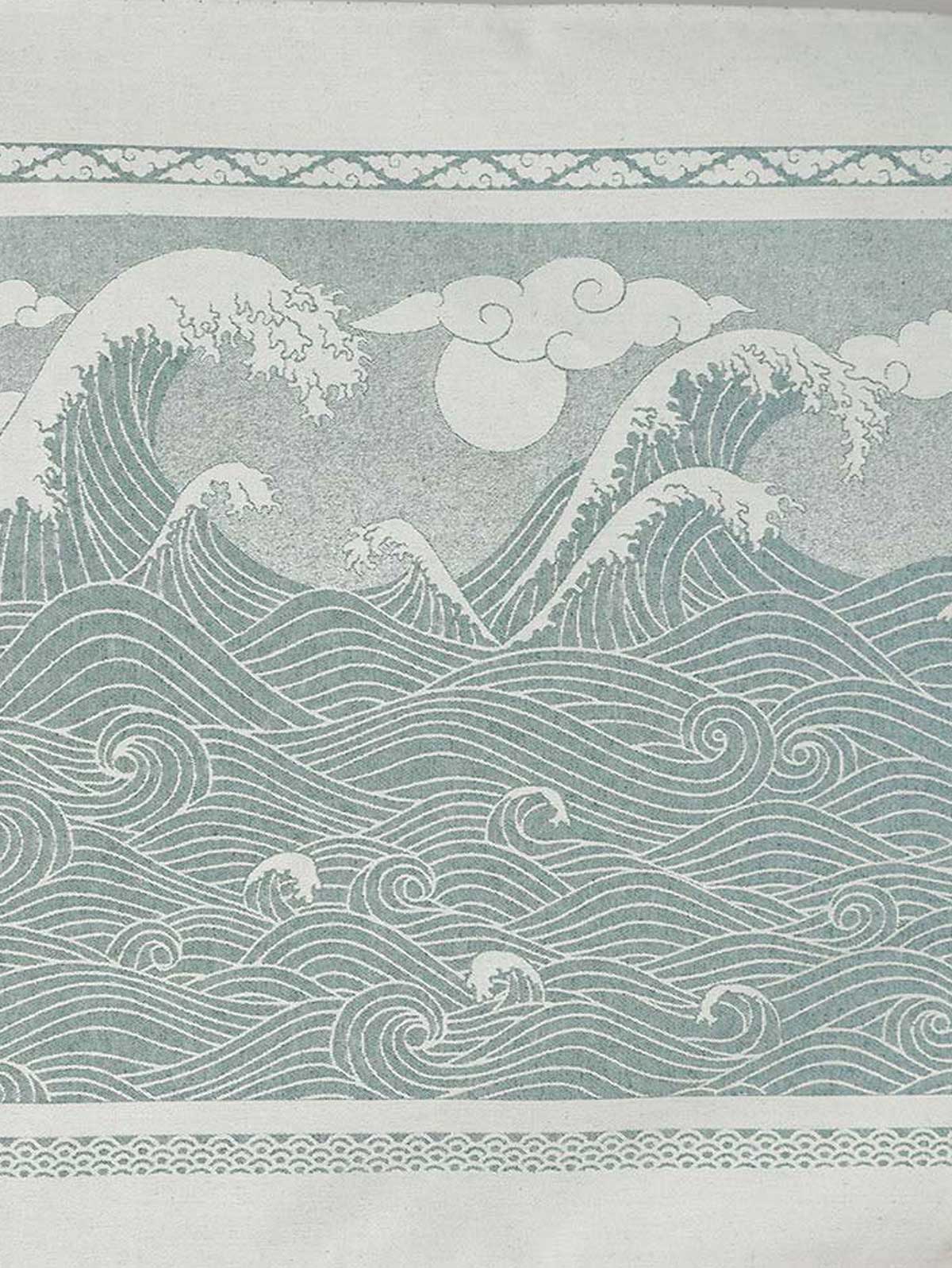 Okinami Kaio Shawl