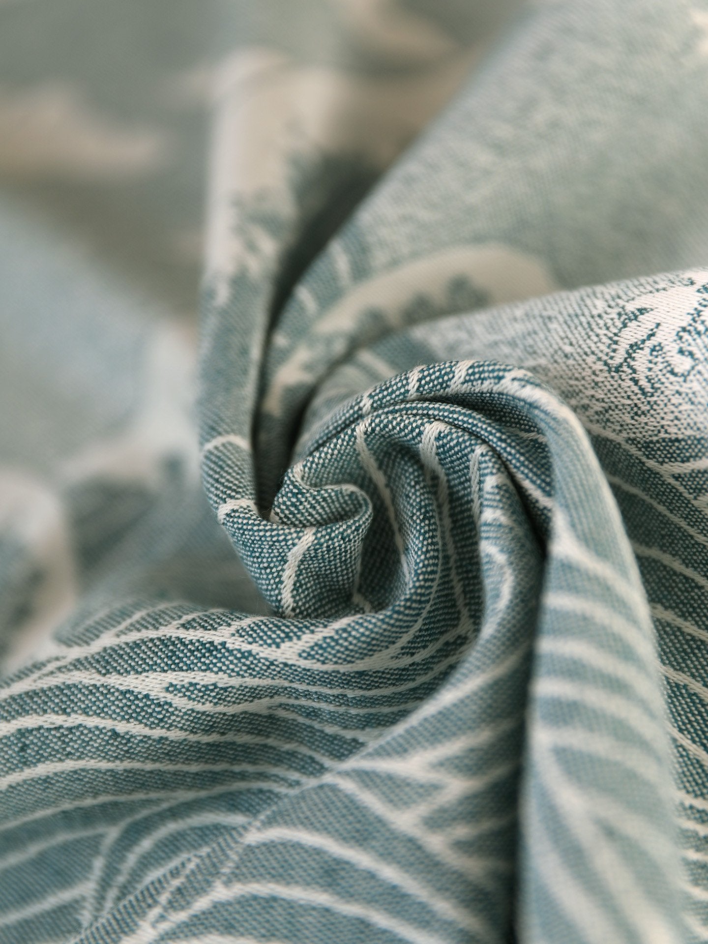 Okinami Kaio Shawl