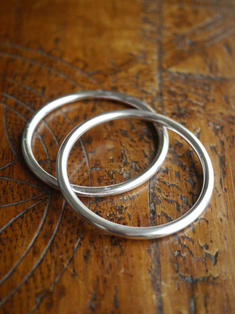 Silberne Sling-Ringe