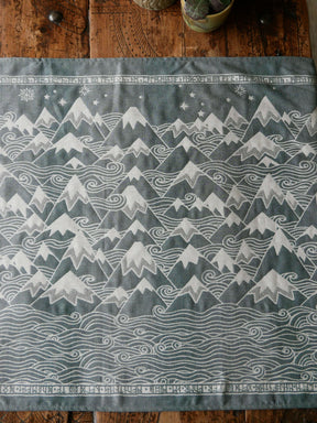 Misty Mountains Genesis Ring Sling